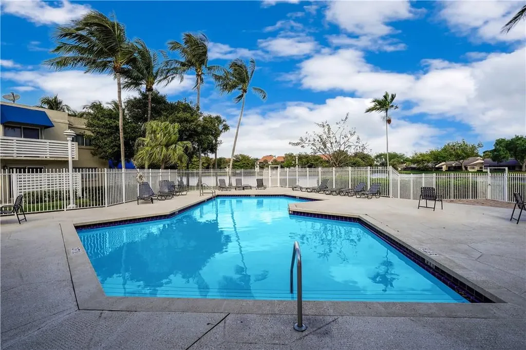 534 NW 98th Avenue Plantation FL 33324