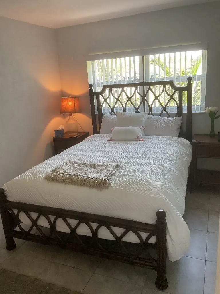 100 SE 6th Avenue Pompano Beach FL 33060