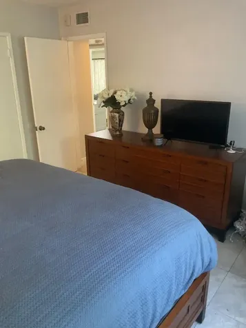 100 SE 6th Avenue Pompano Beach FL 33060