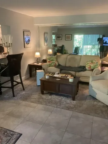 100 SE 6th Avenue Pompano Beach FL 33060