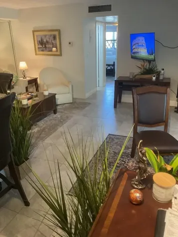 100 SE 6th Avenue Pompano Beach FL 33060