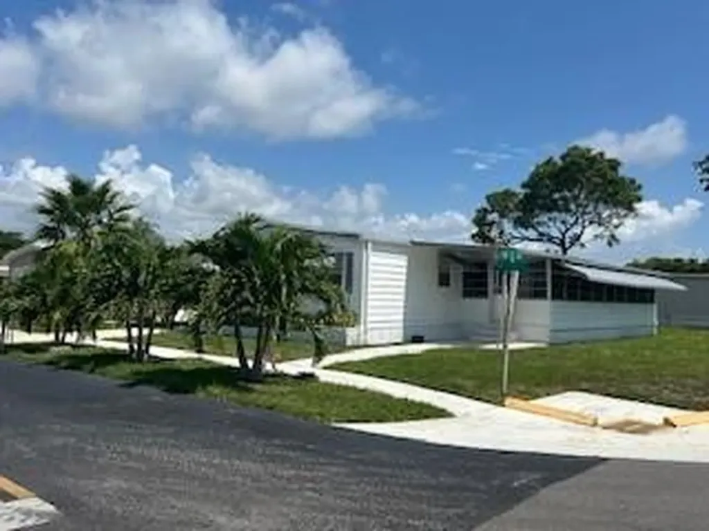 113 NW 52nd Court Deerfield Beach FL 33064