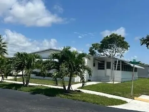 113 NW 52nd Court Deerfield Beach FL 33064