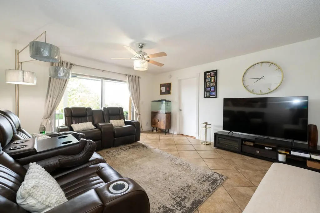 8821 NW 38th Drive Coral Springs FL 33065