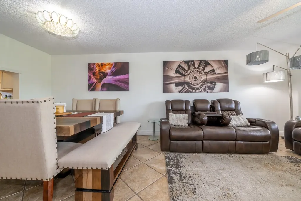 8821 NW 38th Drive Coral Springs FL 33065