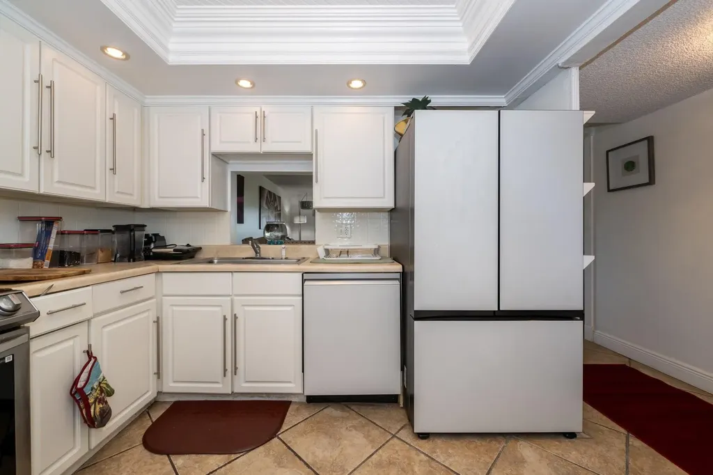 8821 NW 38th Drive Coral Springs FL 33065