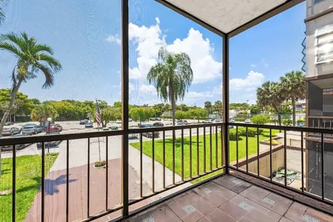 7100 NW 17th Street Plantation FL 33313