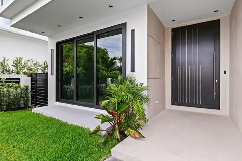 425 NE 10th Avenue Fort Lauderdale FL 33301