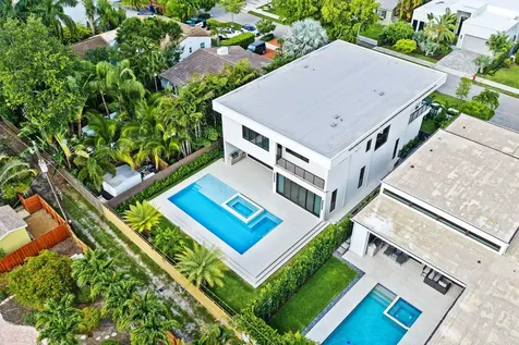 425 NE 10th Avenue Fort Lauderdale FL 33301