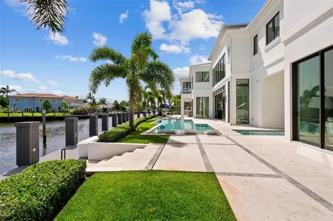 1200 SE 12th Terrace Deerfield Beach FL 33441