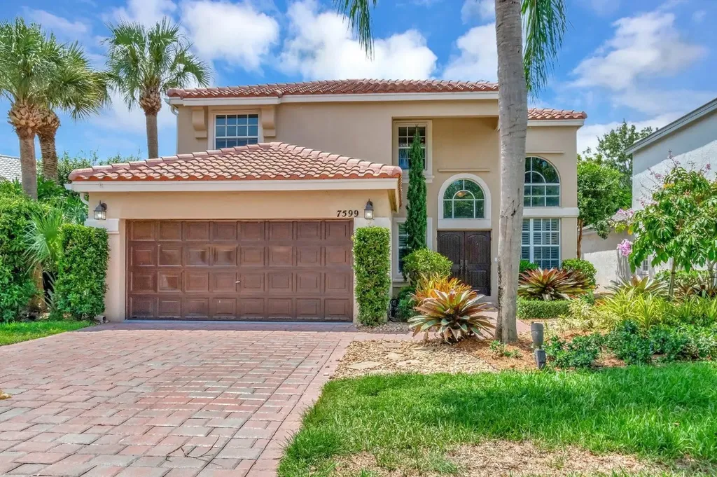 7599 Rockport Circle Lake Worth FL 33467