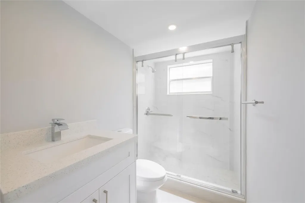 633 Brittany Delray Beach FL 33446