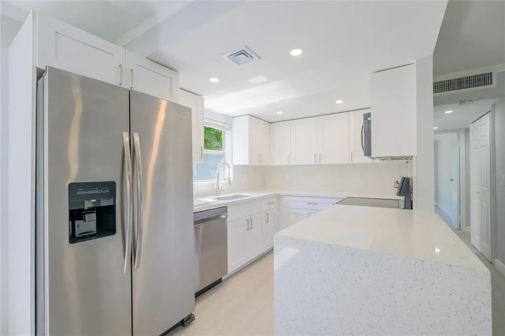 633 Brittany Delray Beach FL 33446