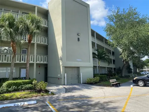 2025 Berkshire B Deerfield Beach FL 33442