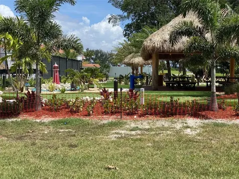 2025 Berkshire B Deerfield Beach FL 33442