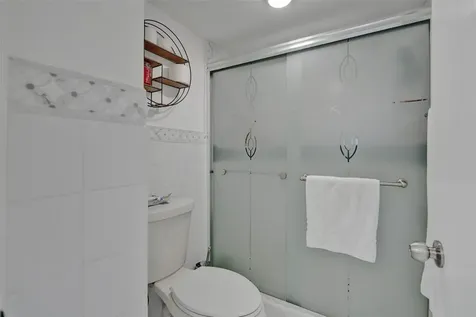 18041 Biscayne Boulevard Aventura FL 33160