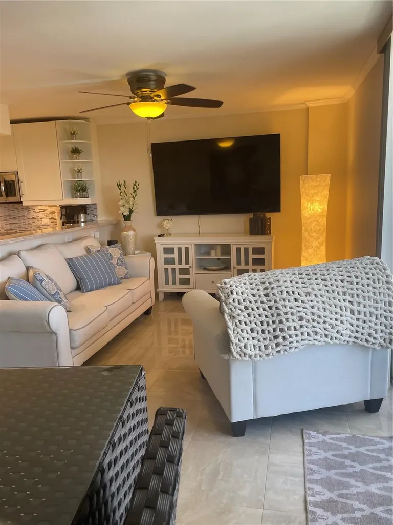 1731 SE 15th Street Fort Lauderdale FL 33316