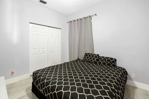 4812 NW 19th Street Coconut Creek FL 33063