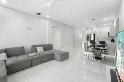 4812 NW 19th Street Coconut Creek FL 33063