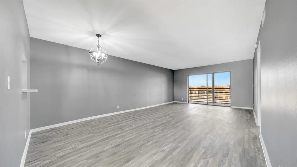 10433 Sunrise Lakes Boulevard Sunrise FL 33322