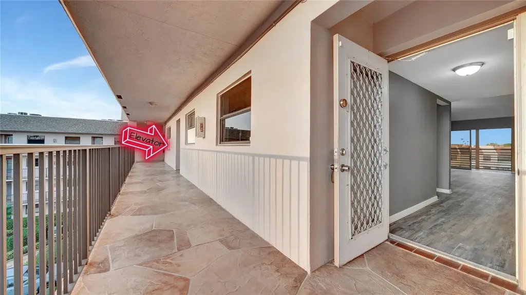10433 Sunrise Lakes Boulevard Sunrise FL 33322