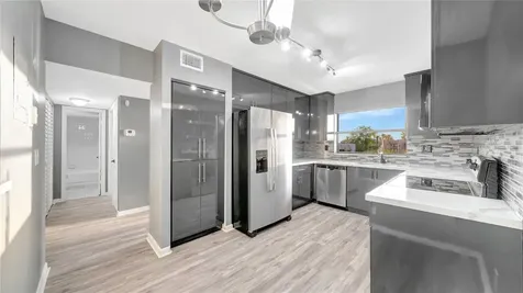 10433 Sunrise Lakes Boulevard Sunrise FL 33322