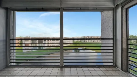 10433 Sunrise Lakes Boulevard Sunrise FL 33322
