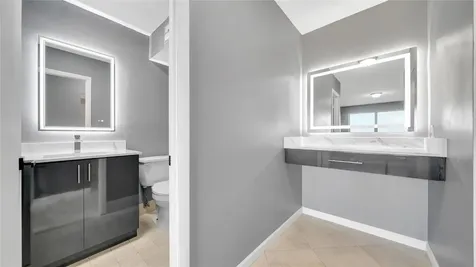 10433 Sunrise Lakes Boulevard Sunrise FL 33322