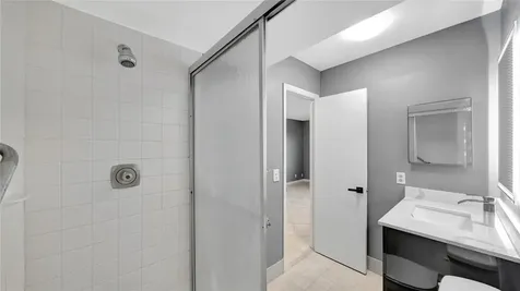 10433 Sunrise Lakes Boulevard Sunrise FL 33322