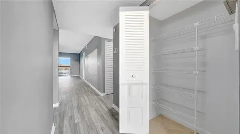 10433 Sunrise Lakes Boulevard Sunrise FL 33322