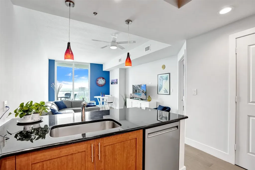 315 NE 3rd Avenue Fort Lauderdale FL 33301
