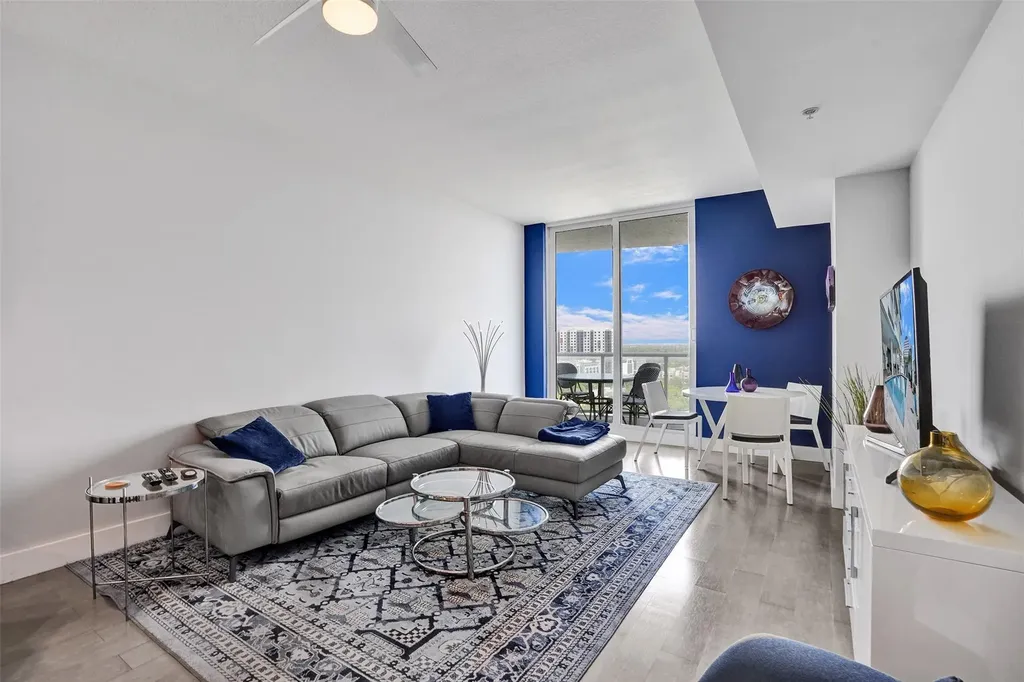 315 NE 3rd Avenue Fort Lauderdale FL 33301