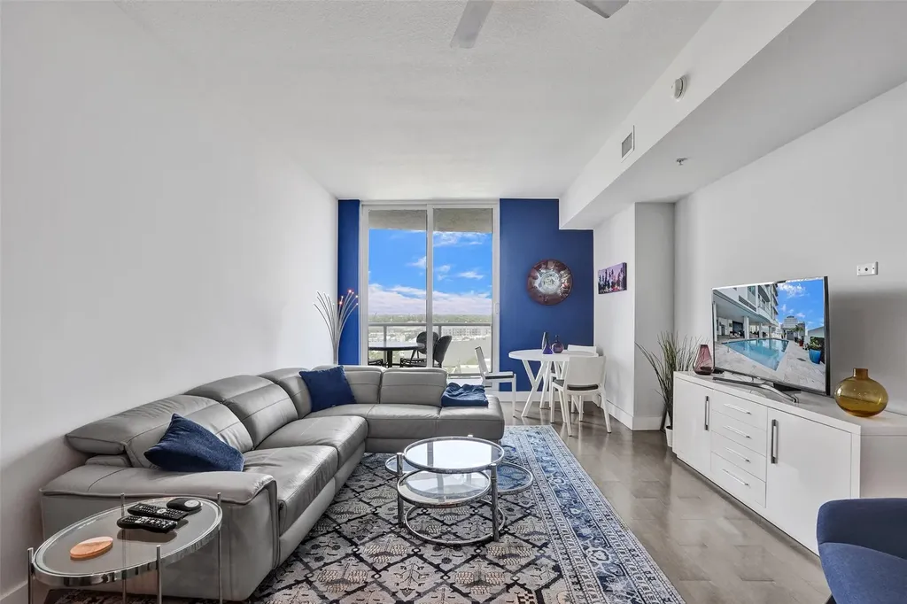 315 NE 3rd Avenue Fort Lauderdale FL 33301