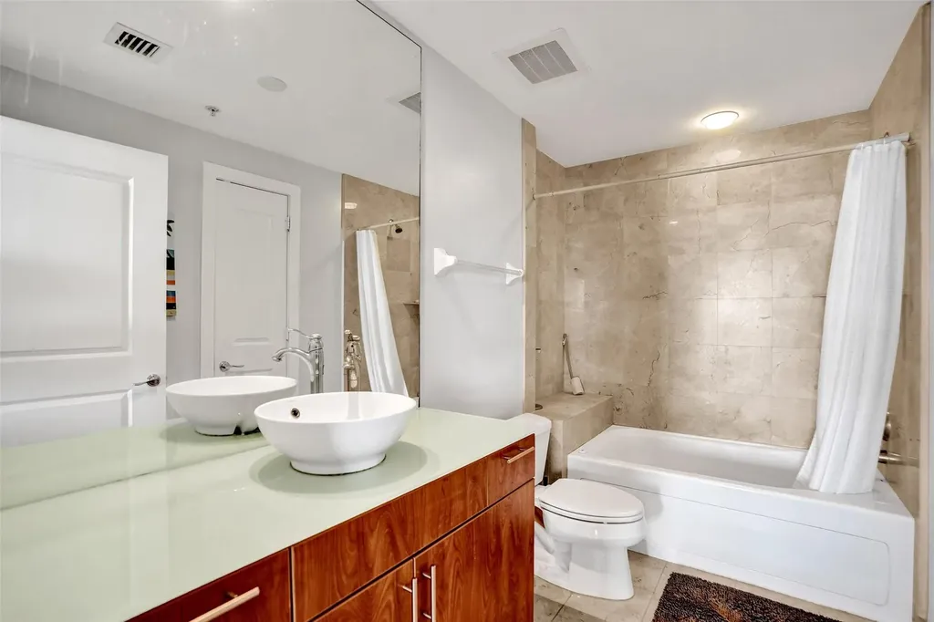 315 NE 3rd Avenue Fort Lauderdale FL 33301