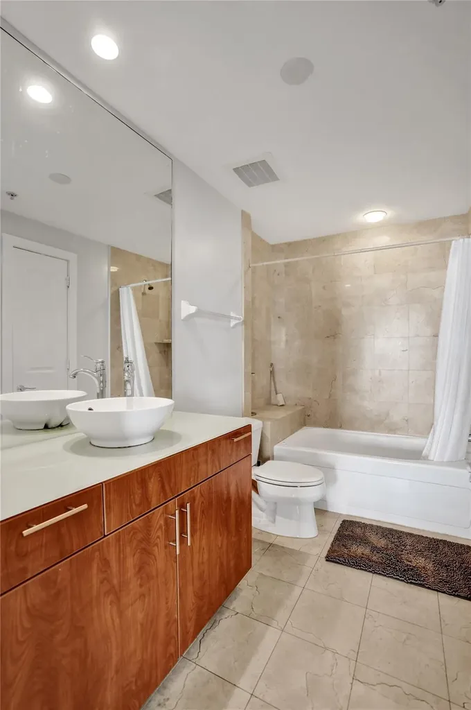 315 NE 3rd Avenue Fort Lauderdale FL 33301