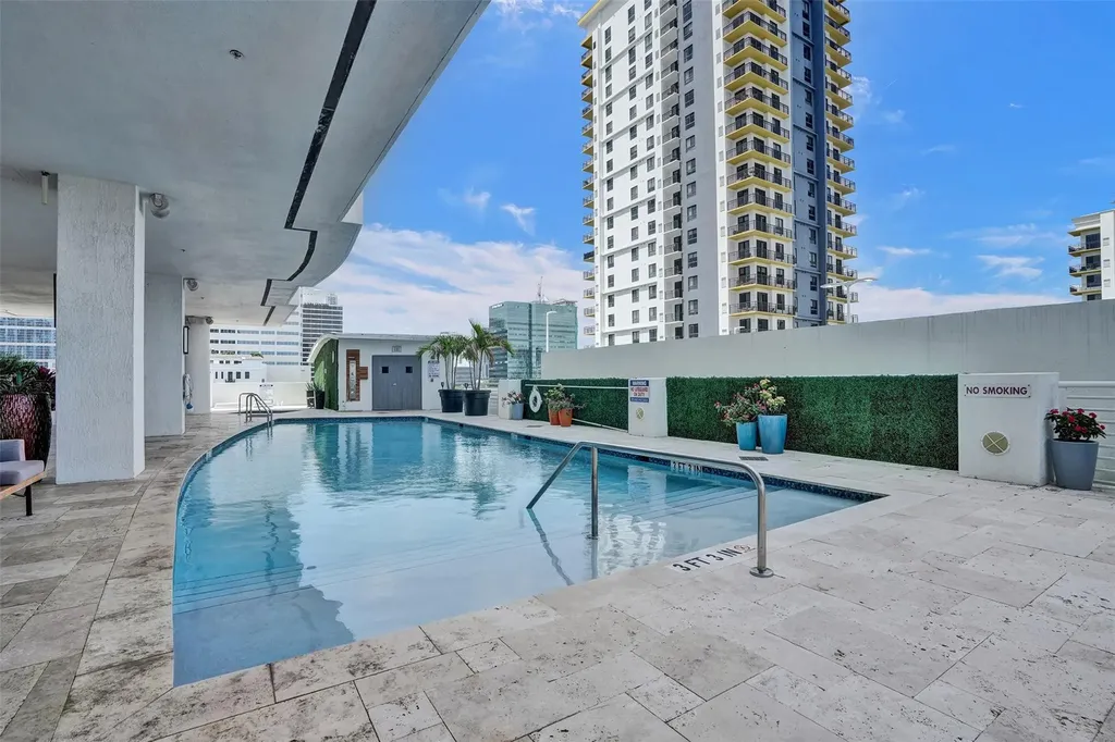 315 NE 3rd Avenue Fort Lauderdale FL 33301