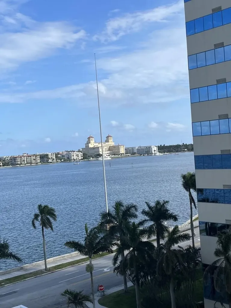 1551 N Flagler Drive West Palm Beach FL 33401