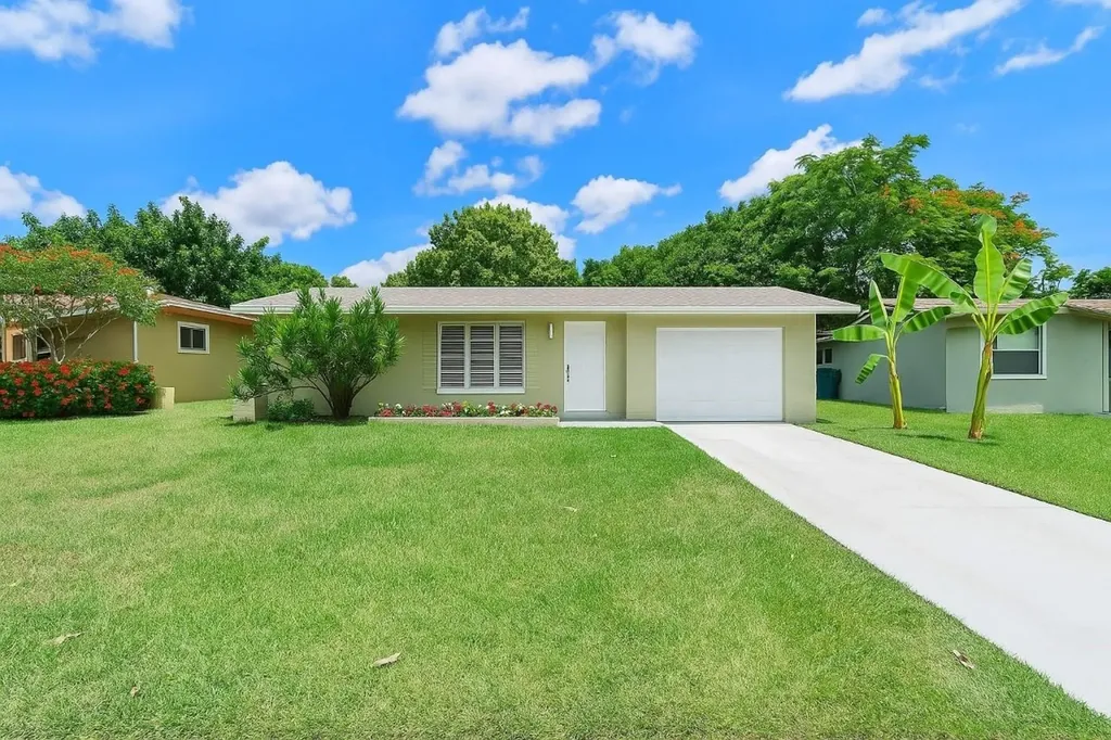 5618 NW 49th Avenue Tamarac FL 33319