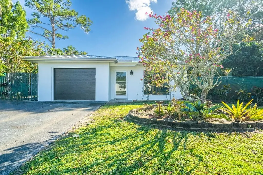 5110 Cleveland Road Delray Beach FL 33484