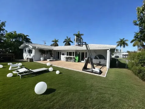 20515 Highland Lakes Boulevard Miami FL 33179