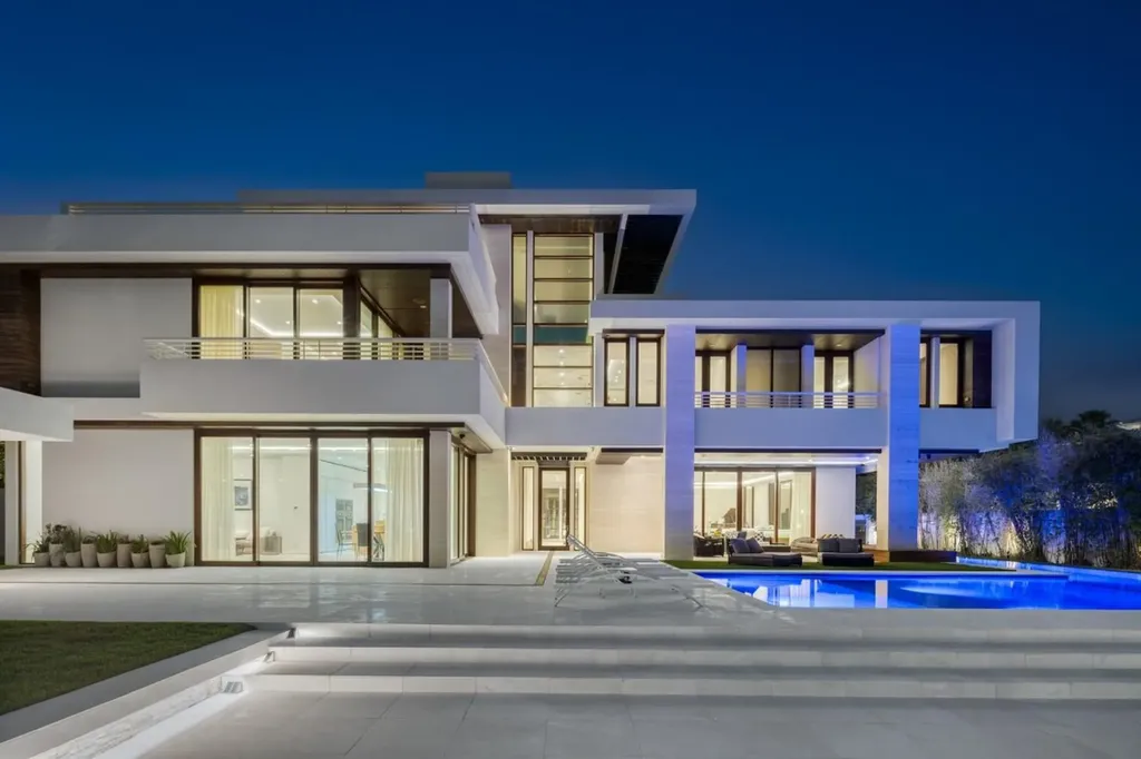 10 Pelican Drive Fort Lauderdale FL 33301