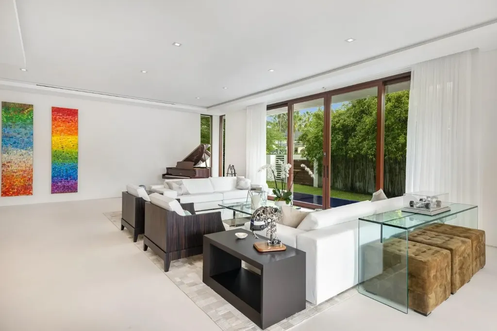10 Pelican Drive Fort Lauderdale FL 33301