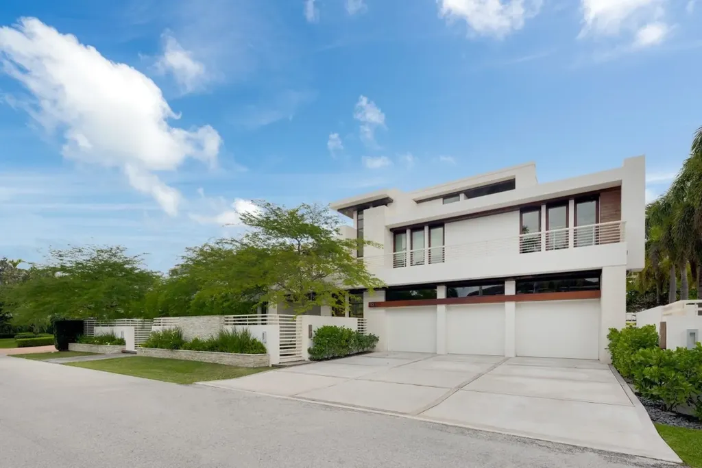 10 Pelican Drive Fort Lauderdale FL 33301