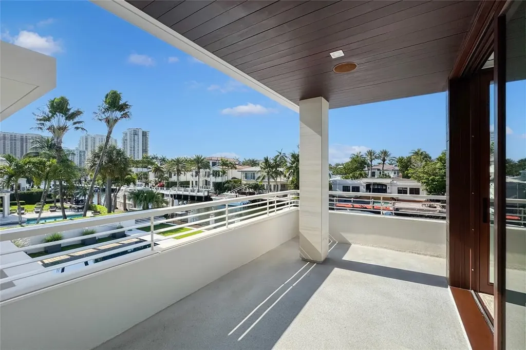 10 Pelican Drive Fort Lauderdale FL 33301