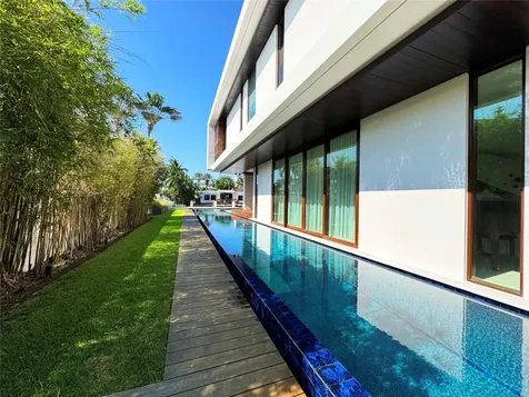 10 Pelican Drive Fort Lauderdale FL 33301