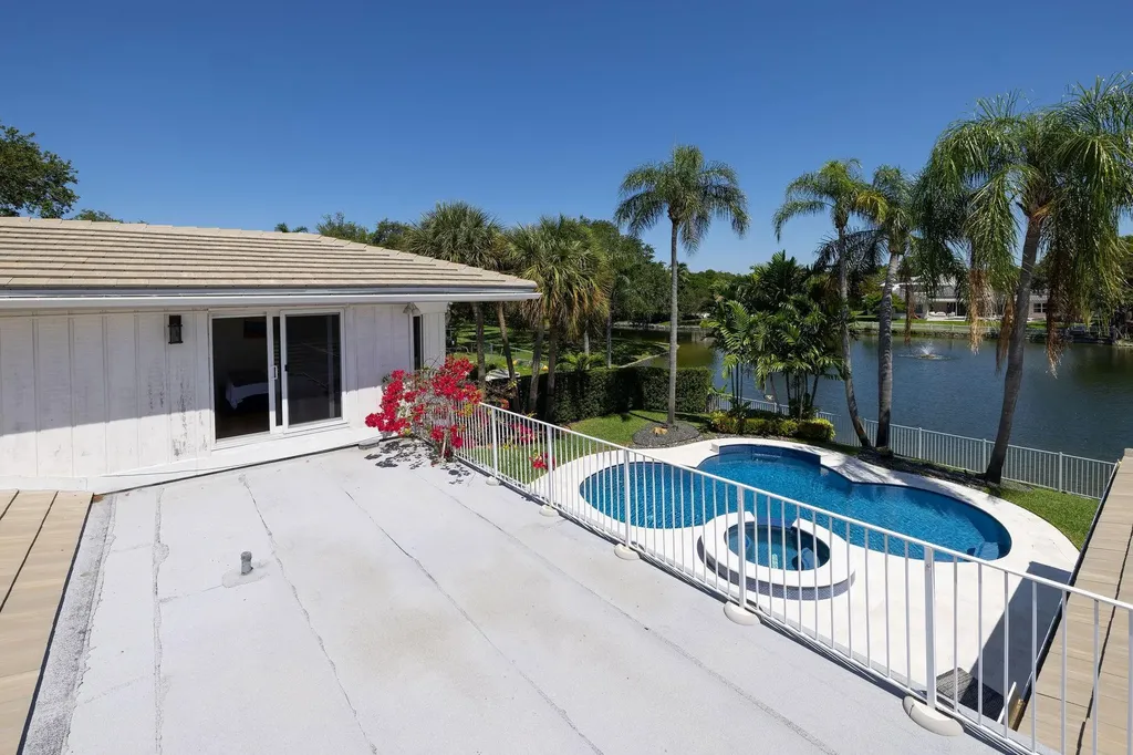 3161 N 36th Street Hollywood FL 33021