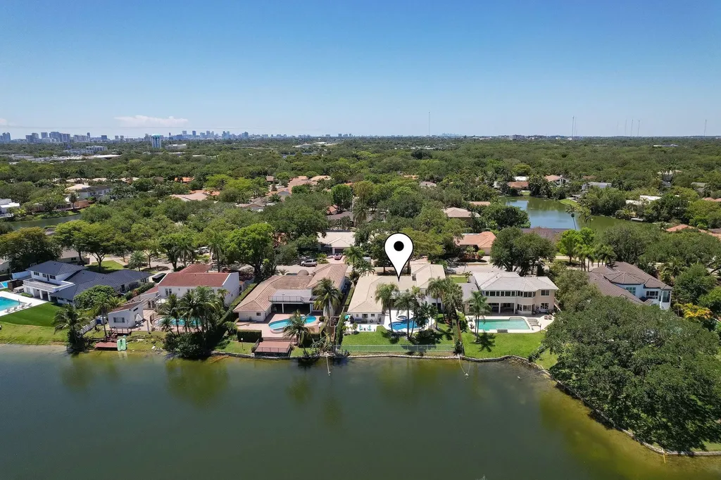 3161 N 36th Street Hollywood FL 33021