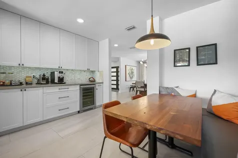 3161 N 36th Street Hollywood FL 33021