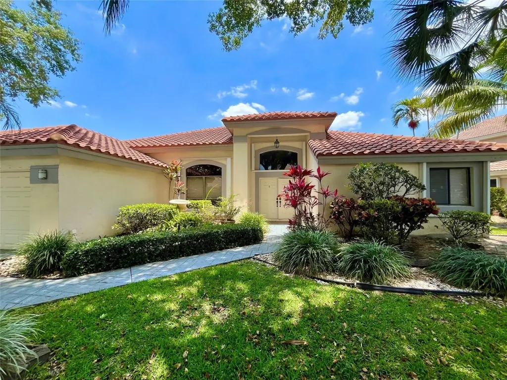 6615 NW 74th Court Parkland FL 33067