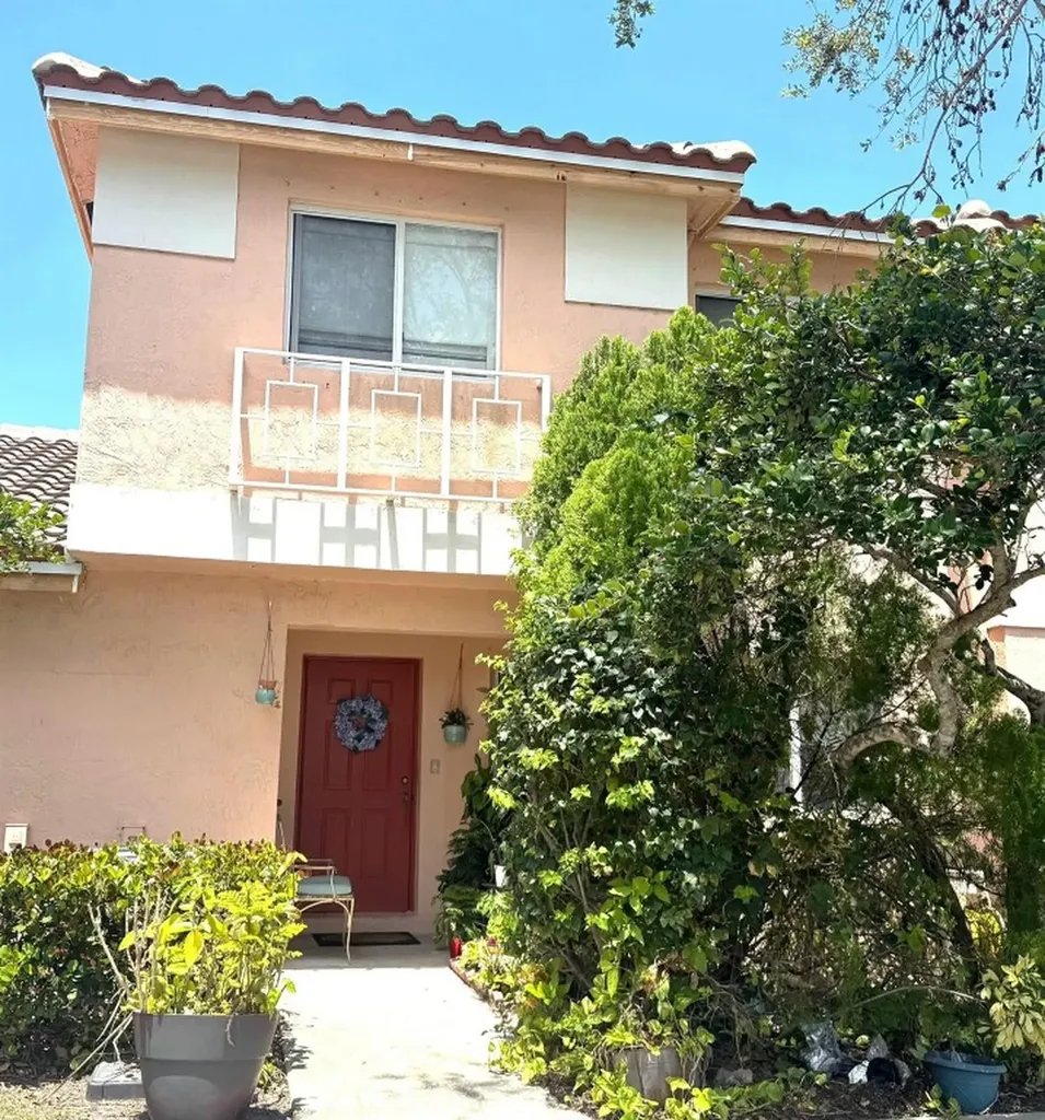 20882 NW 3rd Court Pembroke Pines FL 33029